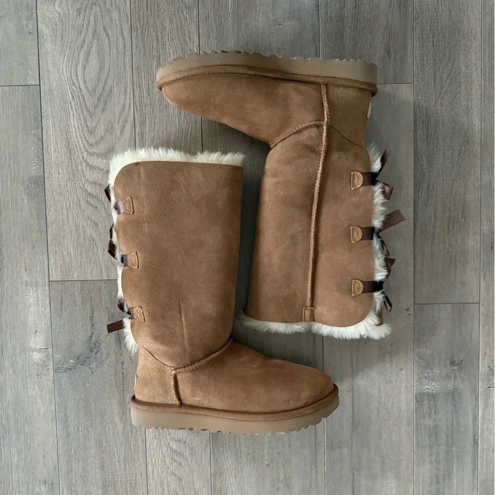 UGG Chestnut Bailey Bow Tall II Boots - Picture 1 of 8